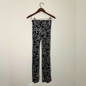 BILLABONG FLORAL VELVET PANTS